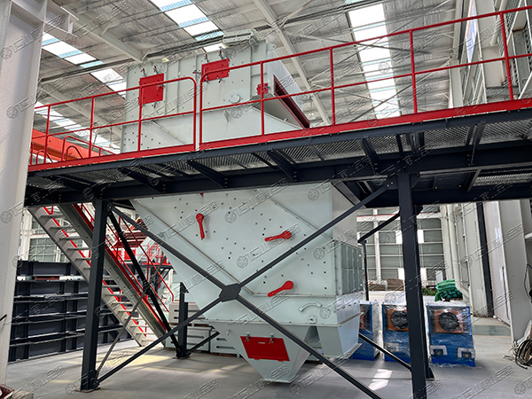 高頻篩，細物料篩分專家，效率高還不堵孔