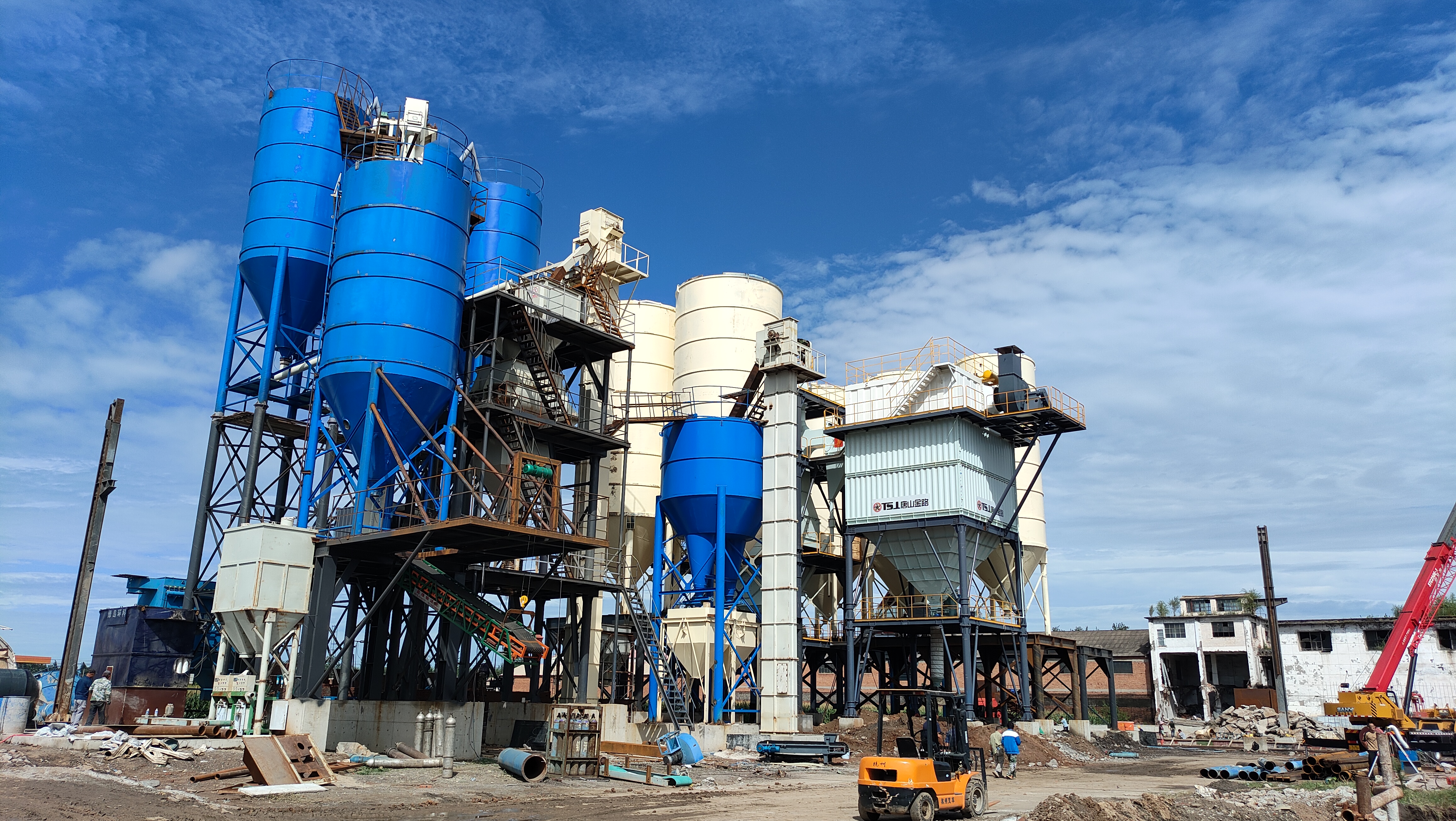 唐山金路制砂樓：智能引領(lǐng)，生產(chǎn)無憂